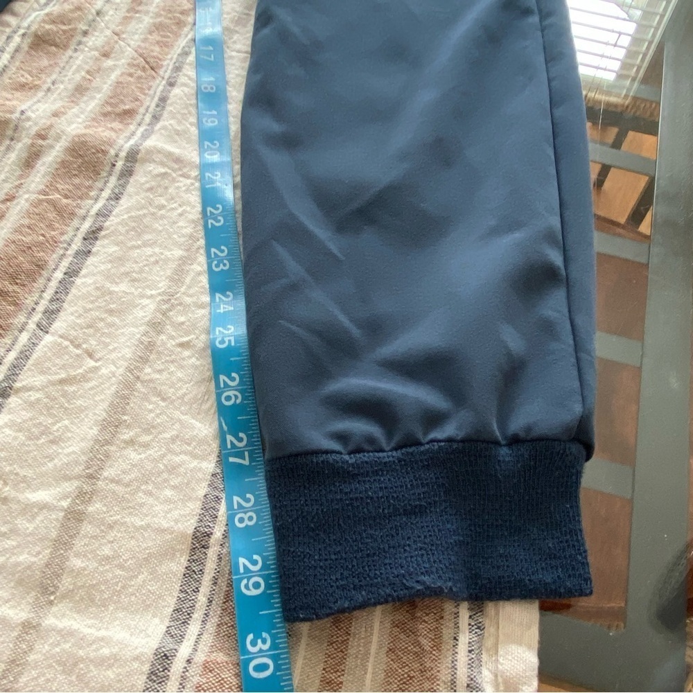 FIGS Blue Tansen Jogger Scrub Pants Medium - Picture 14 of 16